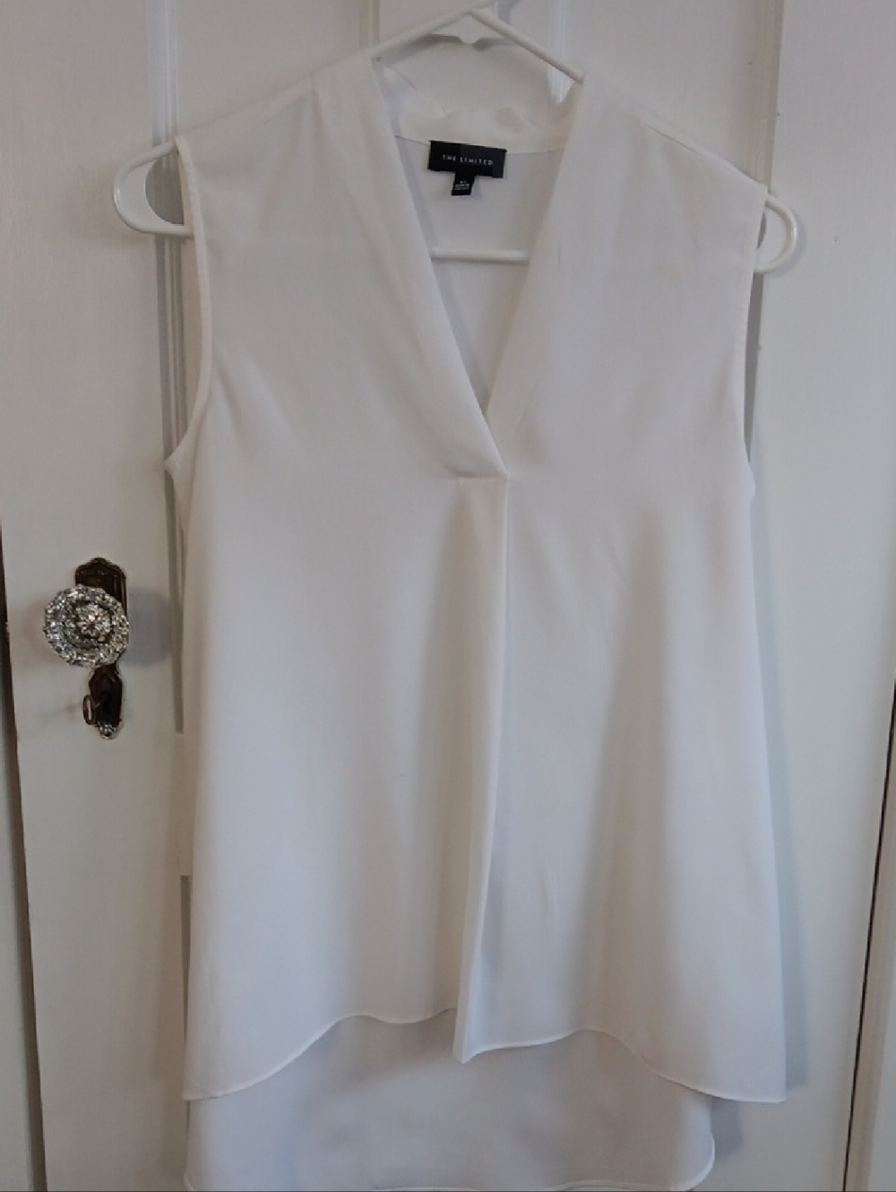 The Limited White Sleeveless V-Neck Overlay Tunic